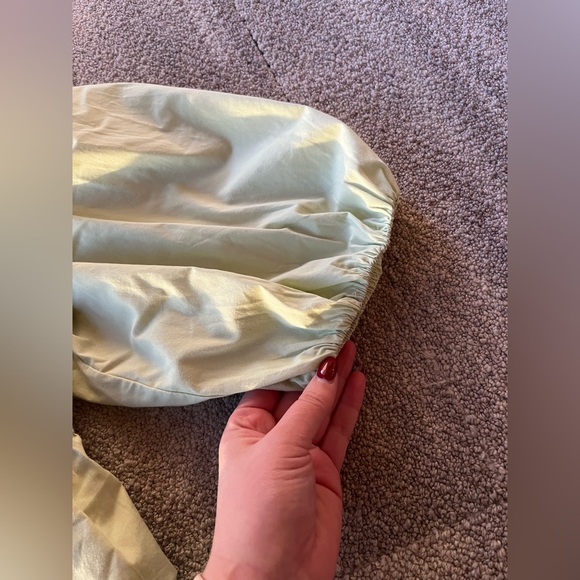 Abercrombie & Fitch Poplin Puff Sleeve Top - Picture 4 of 6